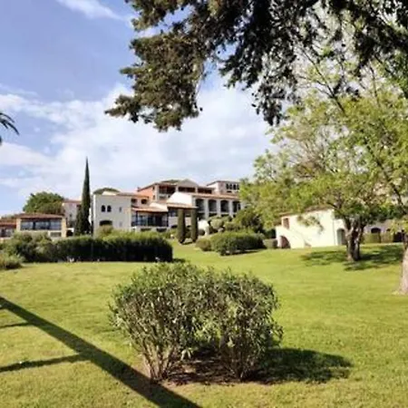 公寓 Chez Adriana Cosy Avec Jardin, Proche